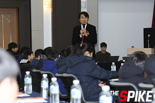 S171201YW10.jpg