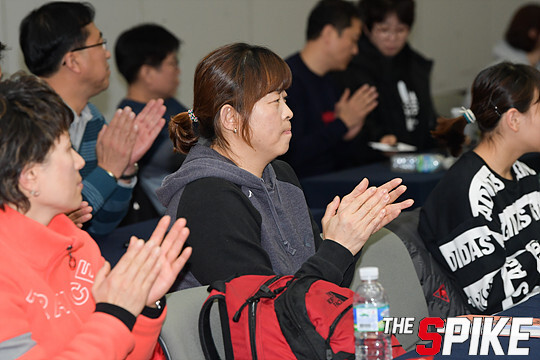S171201YW226.jpg