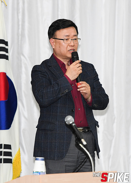 S171201YW32.jpg