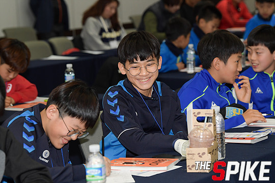 S171201YW203.jpg