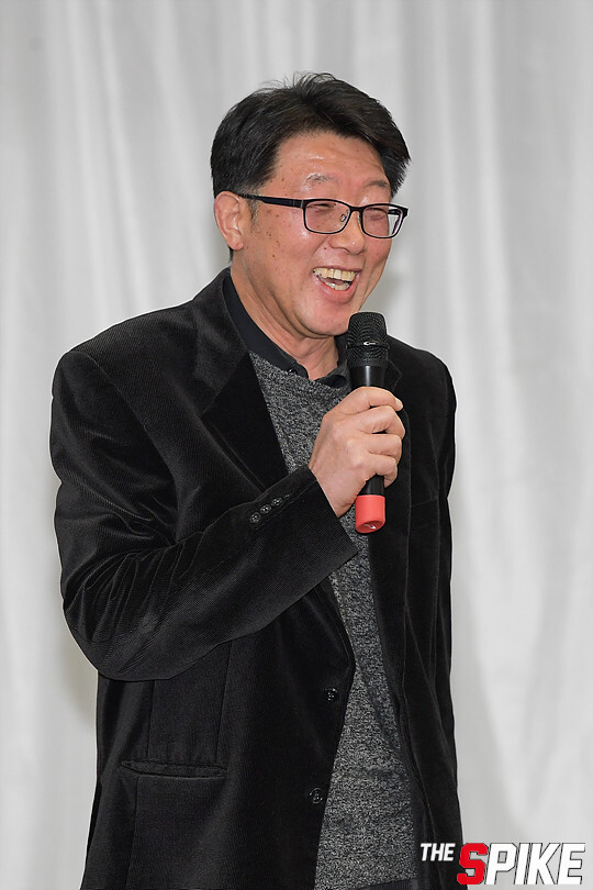 S171201YW163.jpg