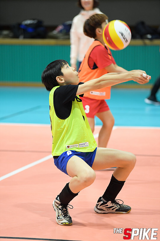 S171202YW78.jpg