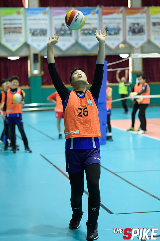 S171202YW105.jpg