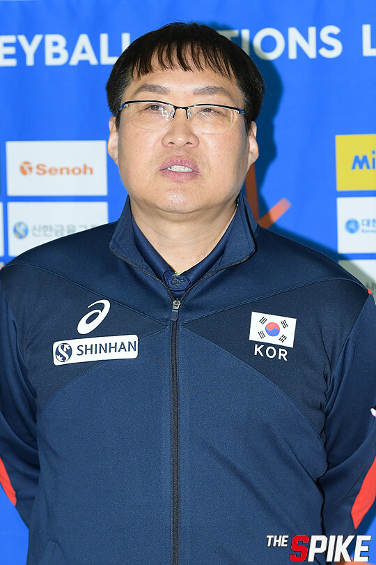 S180513YW35.jpg