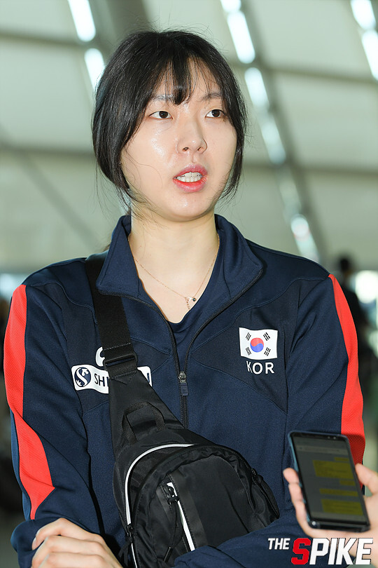 S180601YW01.jpg