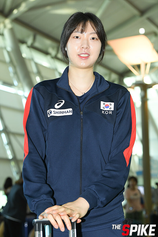 S180601YW04.jpg