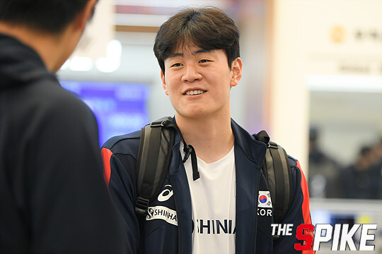 S180612YW23.jpg