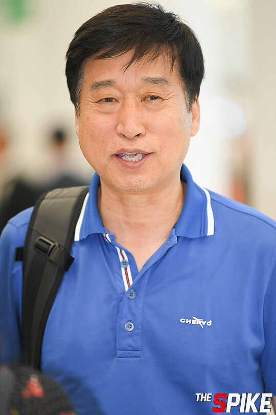 S180612YW06.jpg