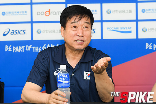 S1806014YW15.jpg