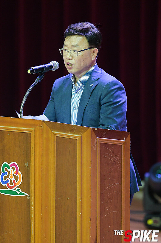 S180726YW412.jpg