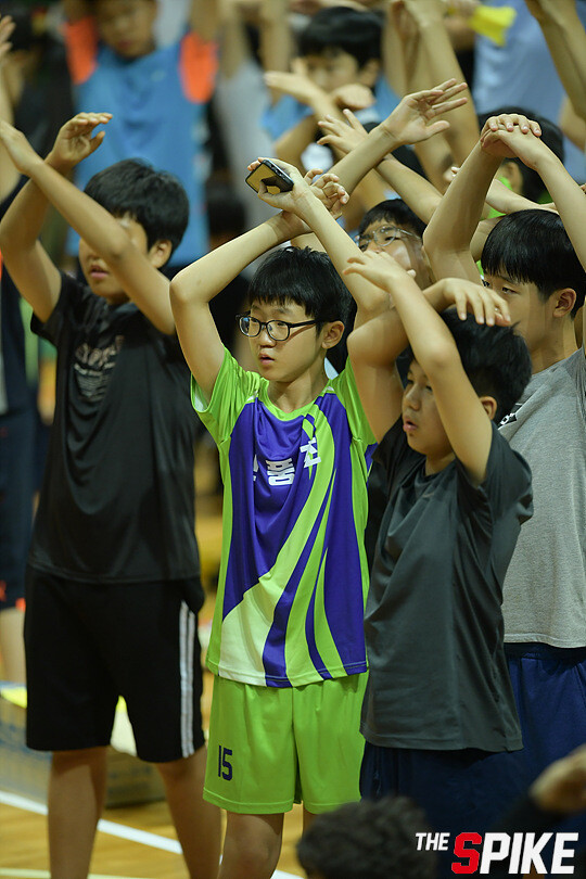 S180726YW483.jpg