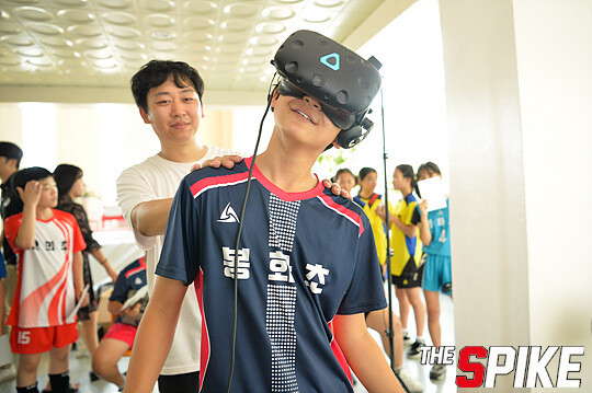 S180727YW588.jpg