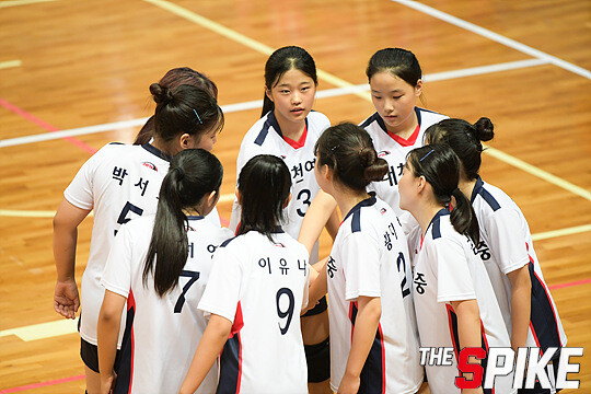 S180727YW763.jpg