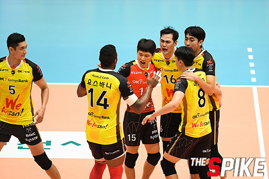 S180909YW675.jpg
