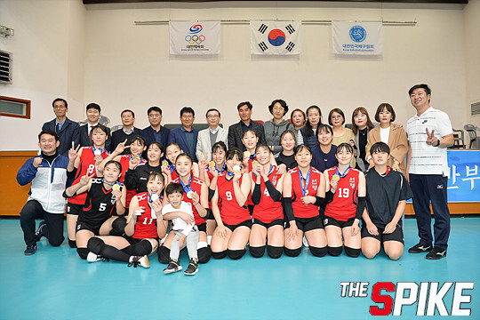 S181017YW277.jpg