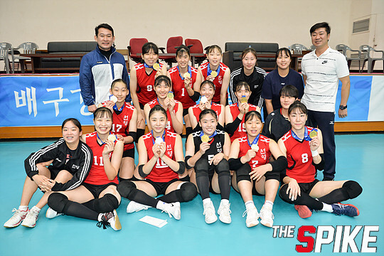 S181017YW273.jpg
