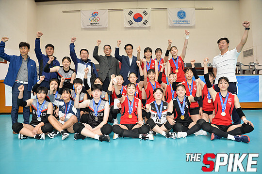 S181017YW270.jpg