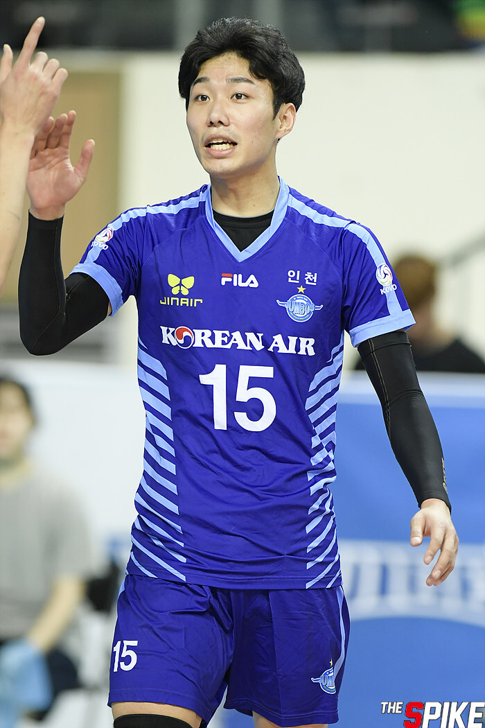 S190206YW0138.jpg