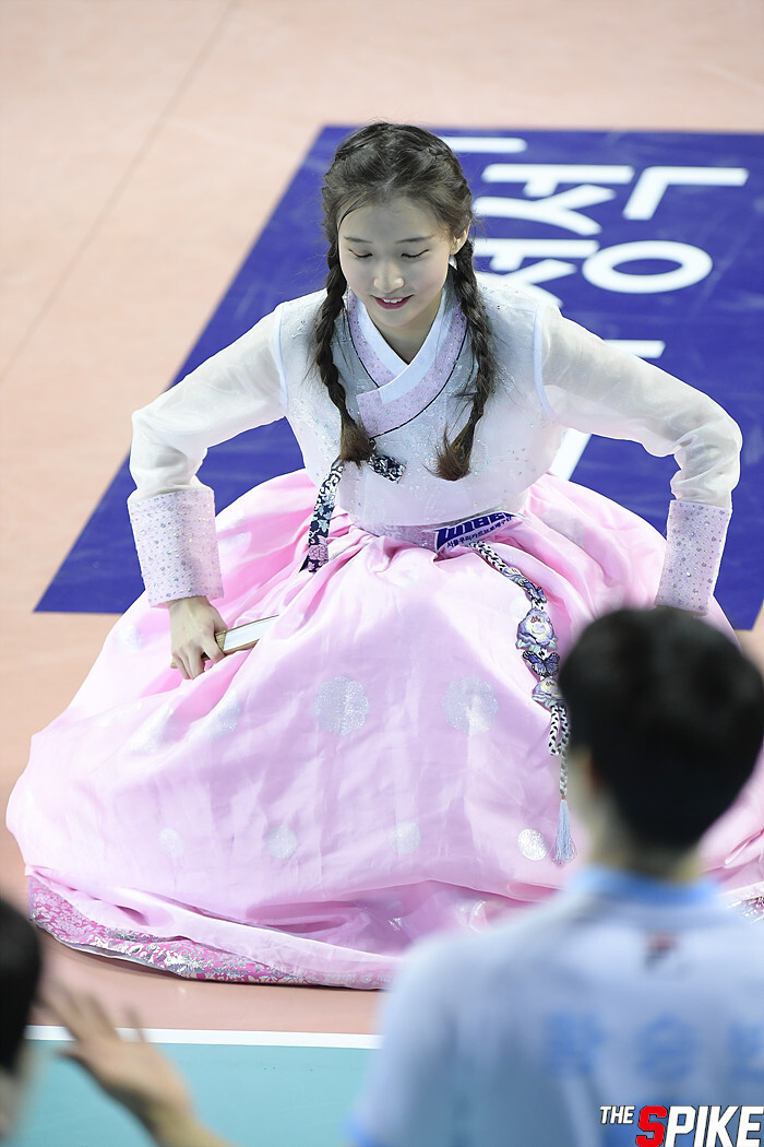 S190206YW0080.jpg
