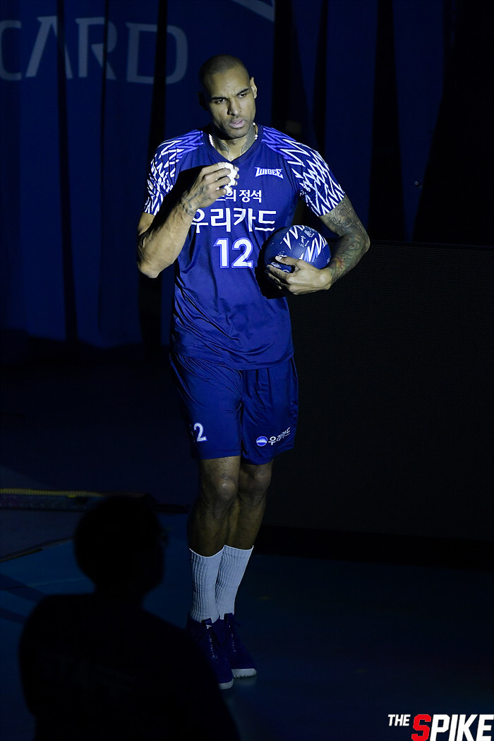 S190206YW0013.jpg