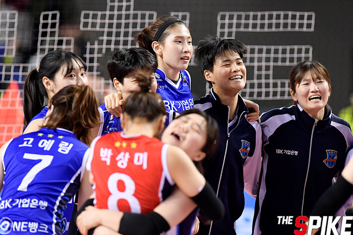 S190214YW0174.jpg