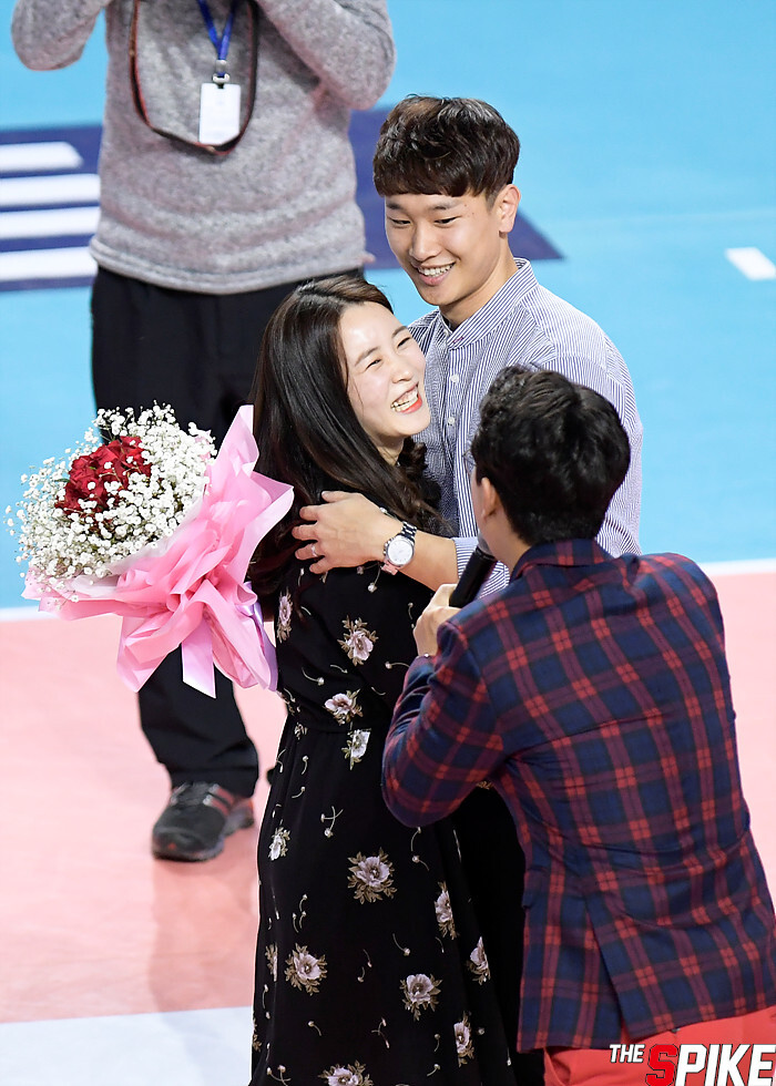 S190214YW0112.jpg