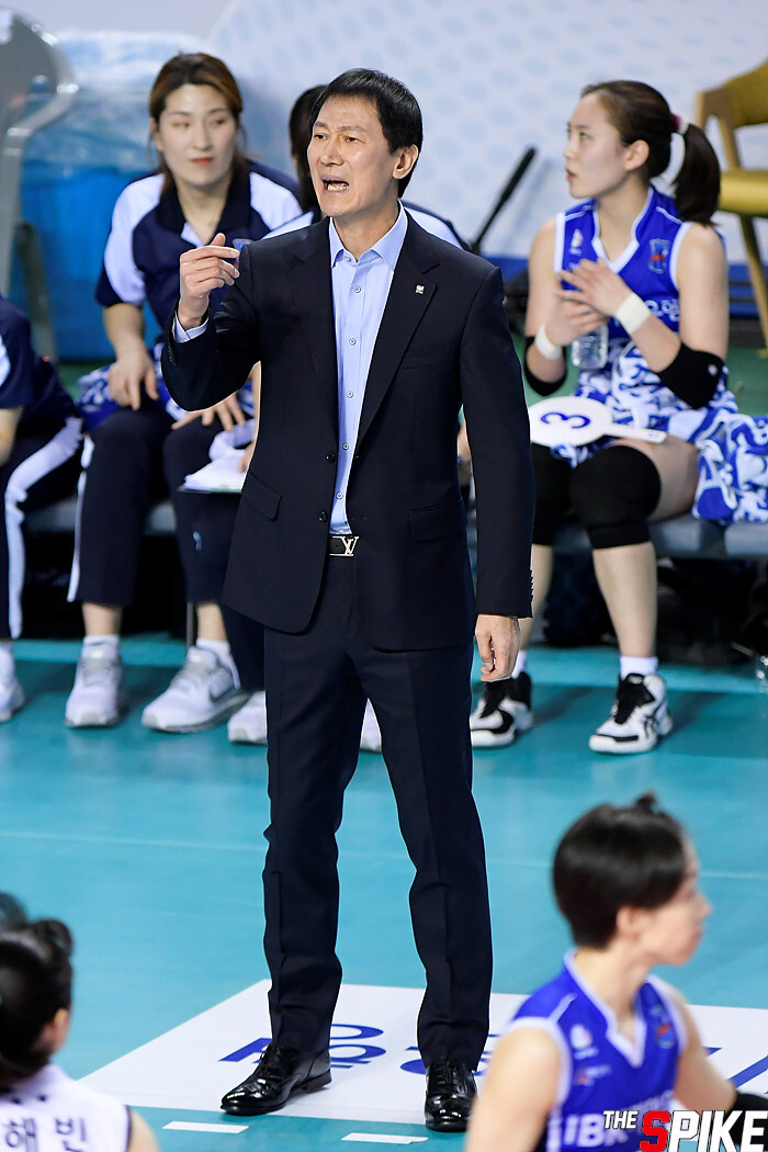 S190214YW0083.jpg