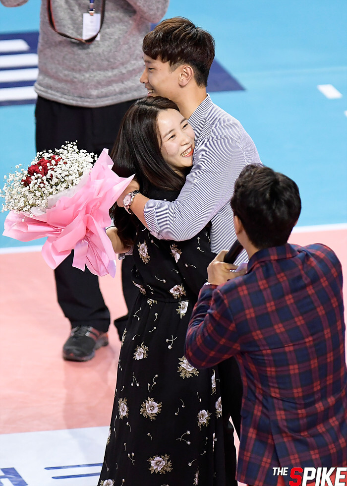 S190214YW0111.jpg