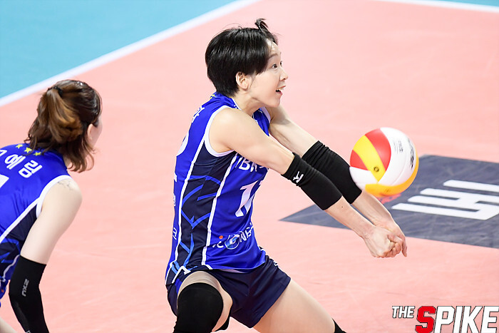 S190214YW0076.jpg