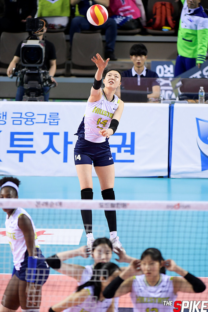 S190214YW0027.jpg