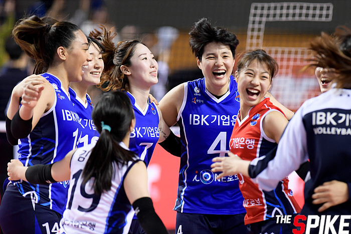 S190214YW0177.jpg