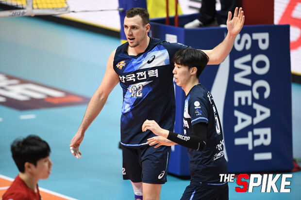 YYW_2872_2.jpg