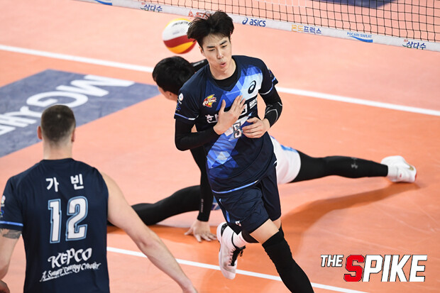 YYW_0494-2.jpg