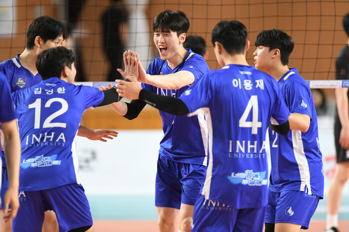 [화보] 2025 전국대학배구 고성대회 인하대, 중부대에 세트 스코어 3-0으로 승리
