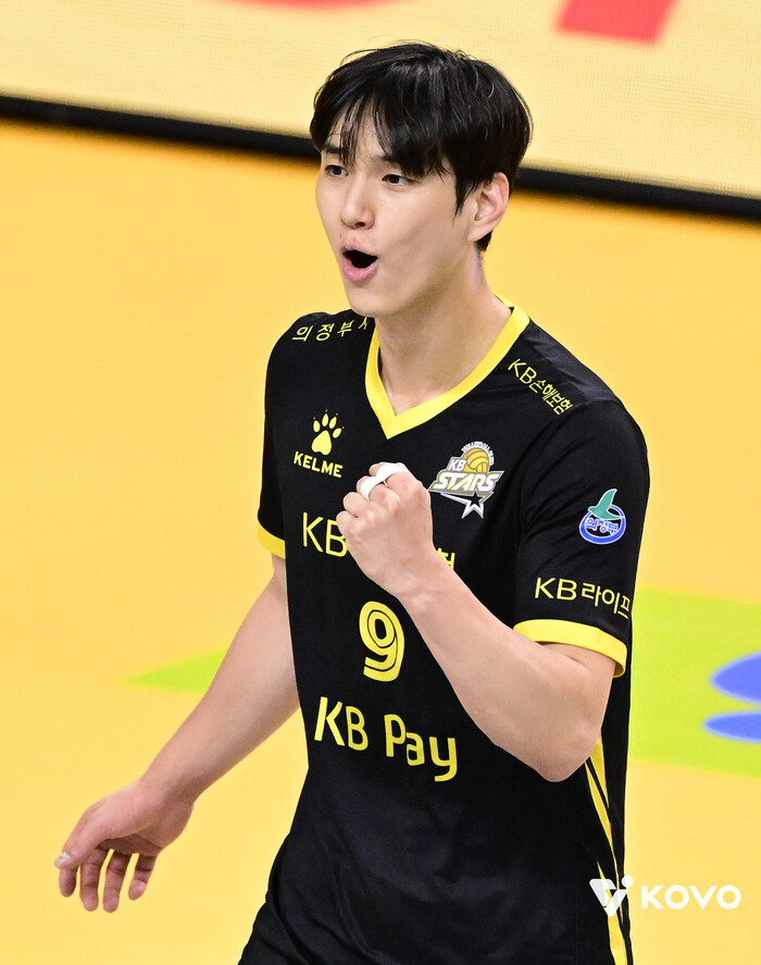 KB손해보험 임성진 등 V-리거 9명...